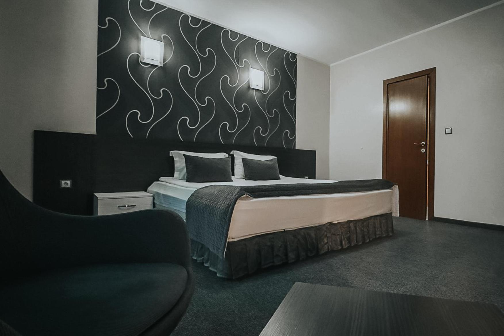 Hotel Noris Plovdiv Ngoại thất bức ảnh